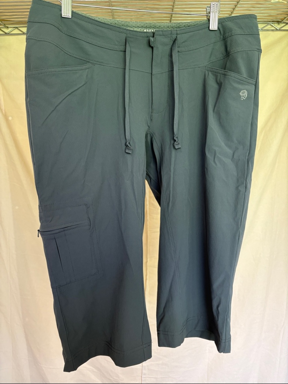 Mountain Hardwear Women's Gray Cargo Capri